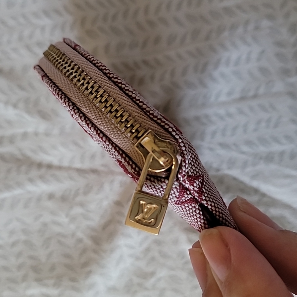 Louis Vuitton Mini Lin Round Coin purse - Picture 2 of 6